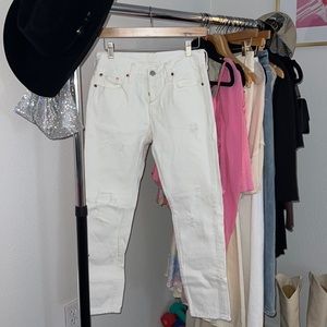NWOT White Levi’s Jeans